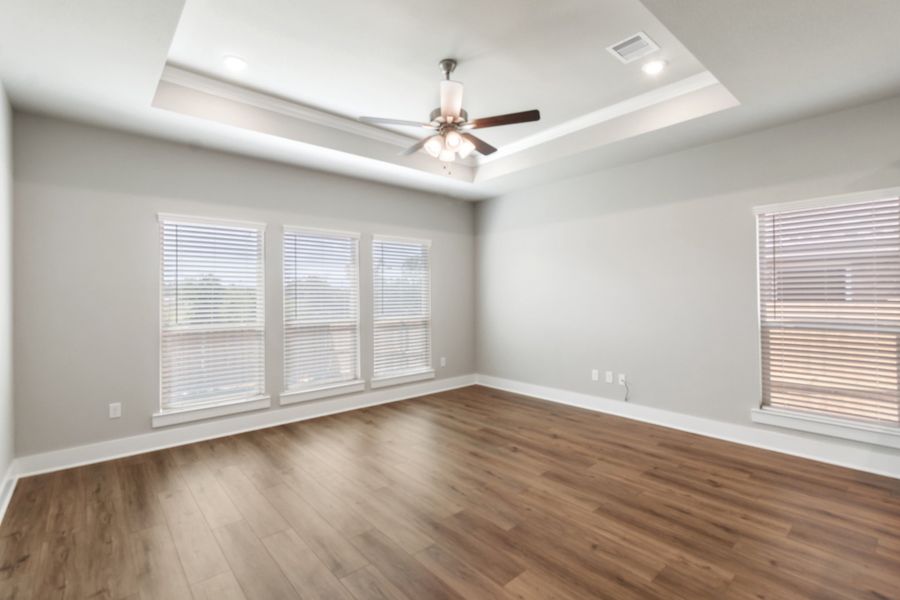Spacious, unfurnished interior of a new home in Southern Pointe, College Station (Image 7).