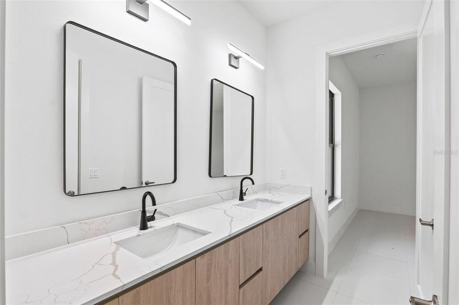 Furnished interior view inside a new home in , Malabar (Image 14).