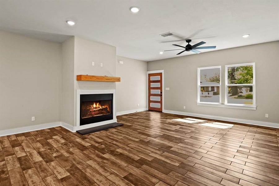 Spacious, unfurnished interior of a new home in , Pittsburg (Image 17). Spacious, unfurnished interior of a new home in , Pittsburg (Image 17).