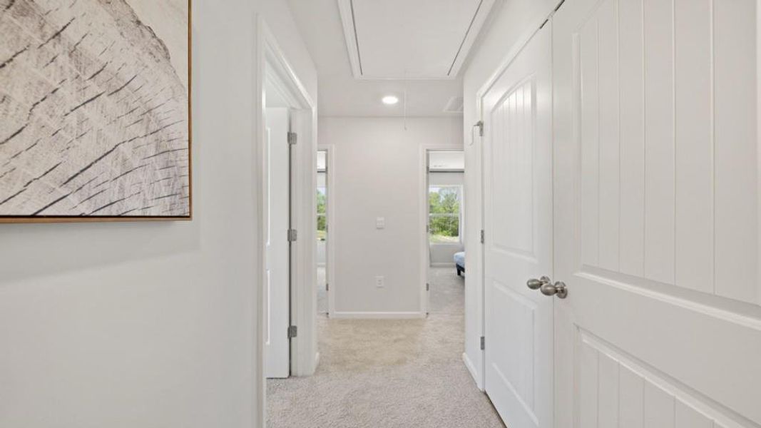 Image 76 of a home in Rolling Meadows.