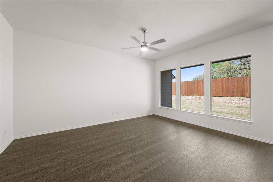 1128 Avery- Living Room-1 1128 Avery- Living Room-1