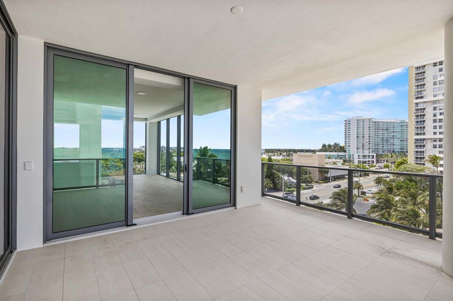 City & Ocean Views City & Ocean Views