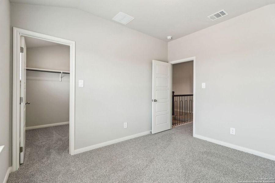 Spacious, unfurnished interior of a new home in Autry Pond, San Antonio (Image 27). Spacious, unfurnished interior of a new home in Autry Pond, San Antonio (Image 27).