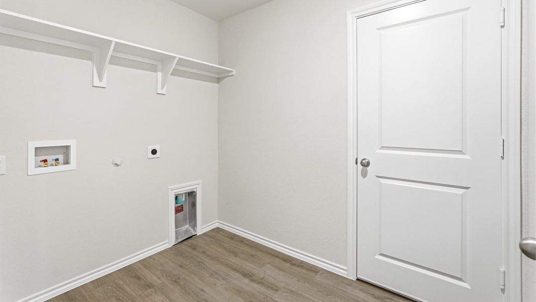 Spacious, unfurnished interior of a new home in Maplewood Meadows, Talty (Image 13).