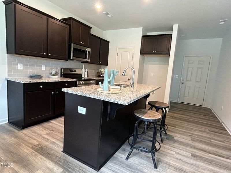 JR 13 Camden Kitchen (Staged) JR 13 Camden Kitchen (Staged)