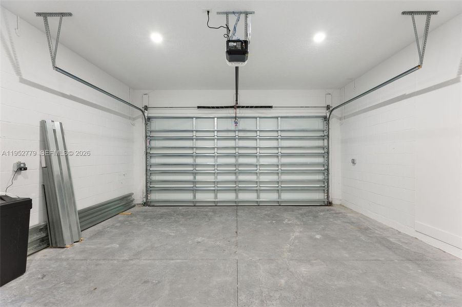 Spacious, unfurnished interior of a new home in , Palm Bay (Image 23). Spacious, unfurnished interior of a new home in , Palm Bay (Image 23).