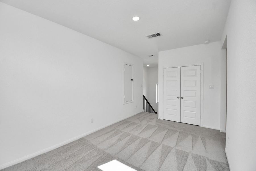 Spacious, unfurnished interior of a new home in 50' Traditional Homes at Elyson, Katy (Image 26). Spacious, unfurnished interior of a new home in 50' Traditional Homes at Elyson, Katy (Image 26).