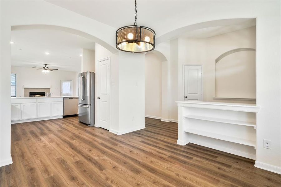 Spacious, unfurnished interior of a new home in La Terra, Celina (Image 19).