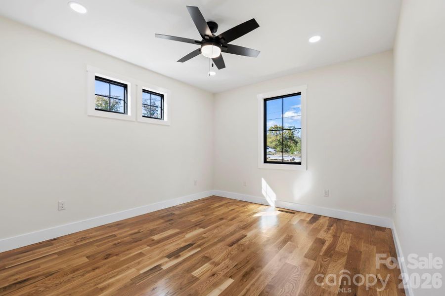 Spacious, unfurnished interior of a new home in , Hendersonville (Image 11).