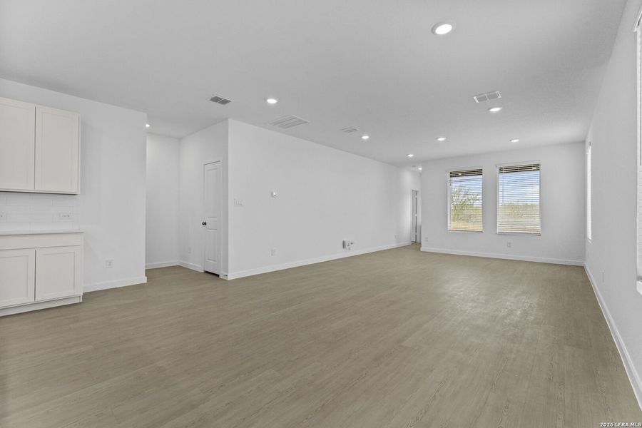 Spacious, unfurnished interior of a new home in Hightop Ridge, Converse (Image 20).