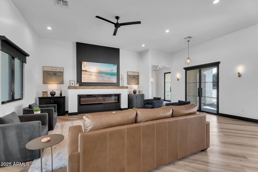 11-web-or-mls-Mandarin-8 11-web-or-mls-Mandarin-8