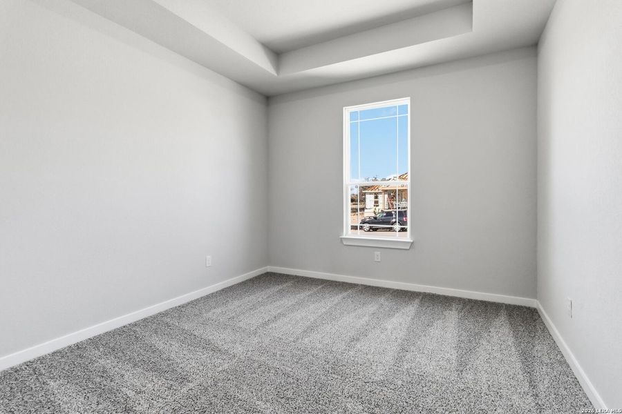 Spacious, unfurnished interior of a new home in Lonesome Dove, San Antonio (Image 26).