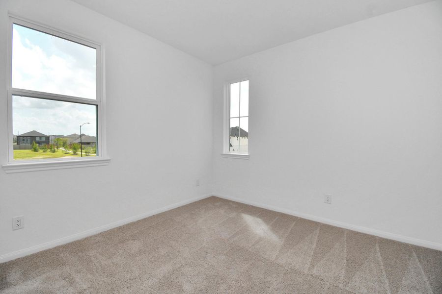 Spacious, unfurnished interior of a new home in Elyson, Katy (Image 19).