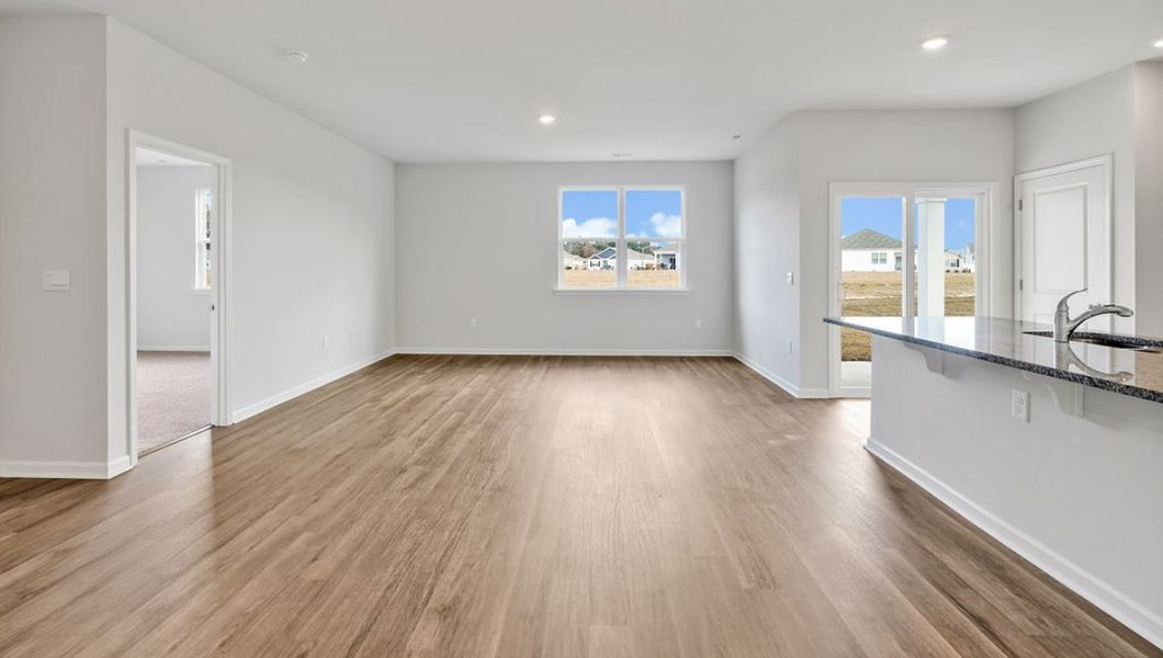 Spacious, unfurnished interior of a new home in Halls Landing, Bolivia (Image 25).