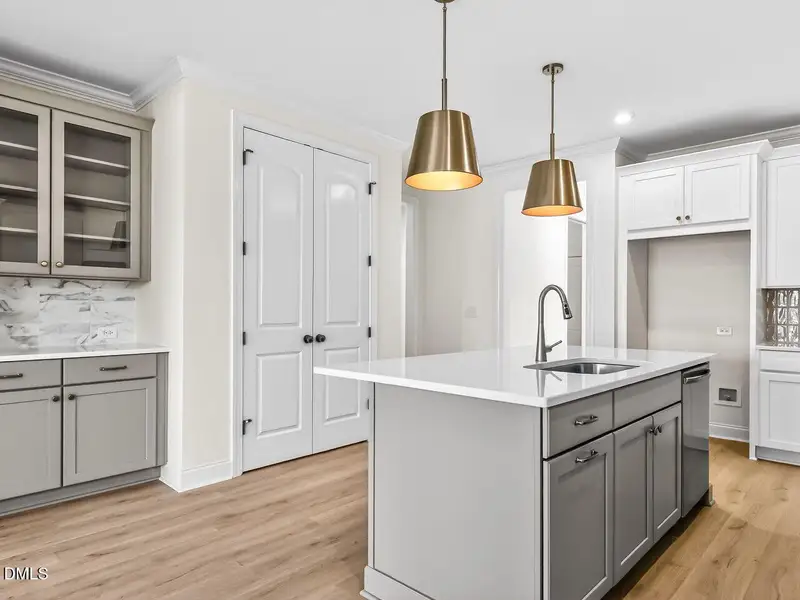 015-1280x960-kitchen