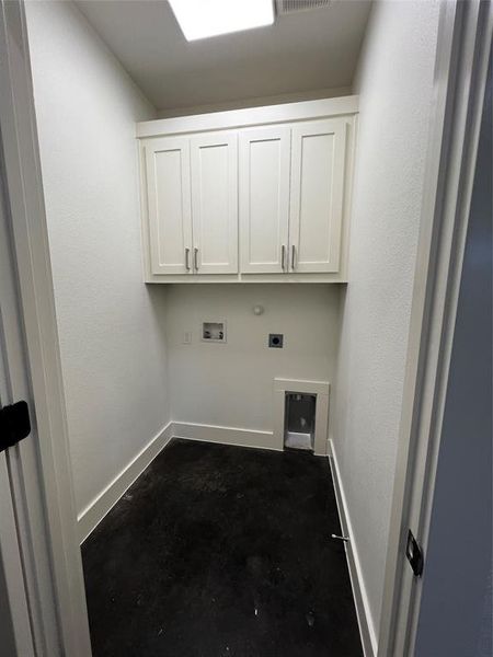 Furnished interior view inside a new home in , Greenville (Image 6).