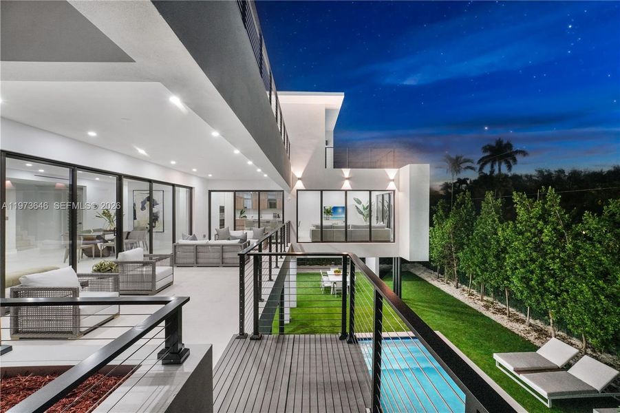 Exterior details and patio area of a home in , Key Biscayne (Image 30).