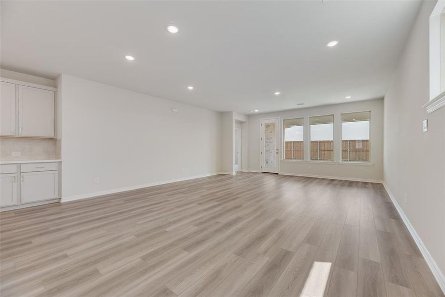 Spacious, unfurnished interior of a new home in Spiritas Ranch, Little Elm (Image 13). Spacious, unfurnished interior of a new home in Spiritas Ranch, Little Elm (Image 13).