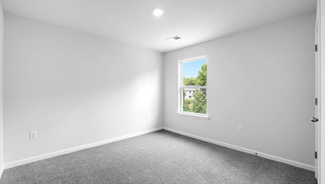 Spacious, unfurnished interior of a new home in Baxter Village, Boiling Springs (Image 23).