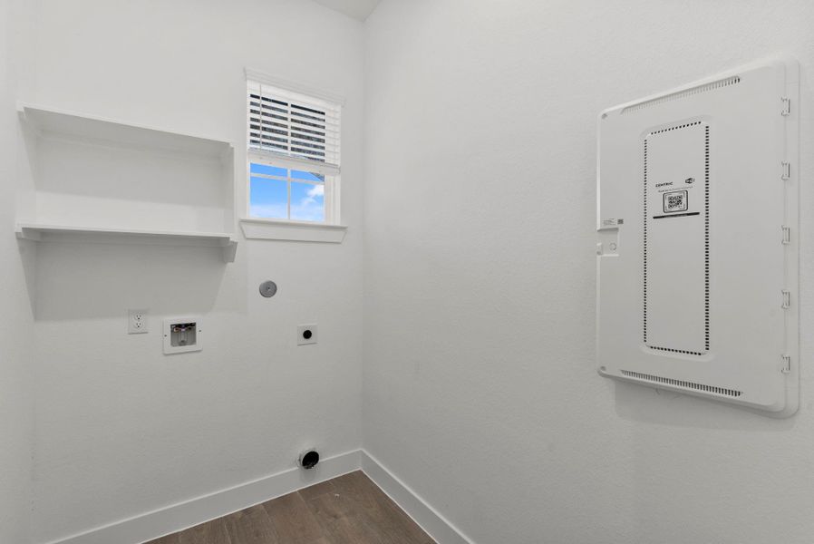 Spacious, unfurnished interior of a new home in Emory Glen, Magnolia (Image 19).