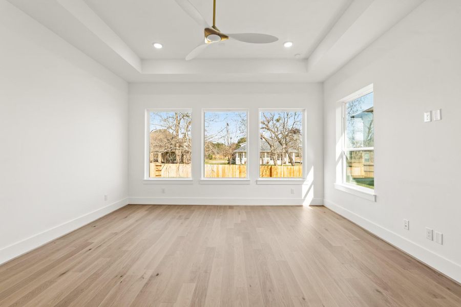 Images shown are of a similar home and are for representation purposes only. Actual features and finishes may vary. Images shown are of a similar home and are for representation purposes only. Actual features and finishes may vary.