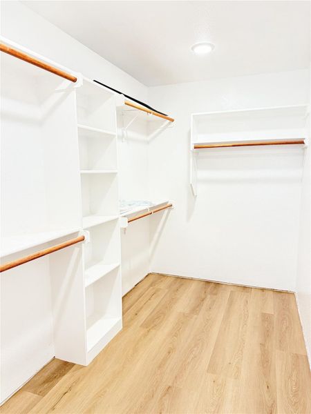 Image 28 of a home in .