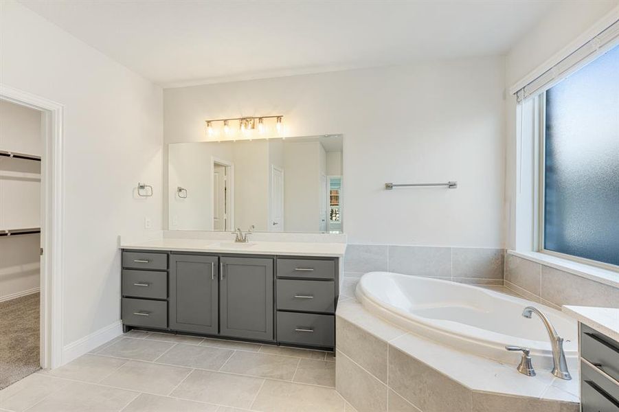 Furnished interior view inside a new home in Legacy Ranch Classic 60, Melissa (Image 17).