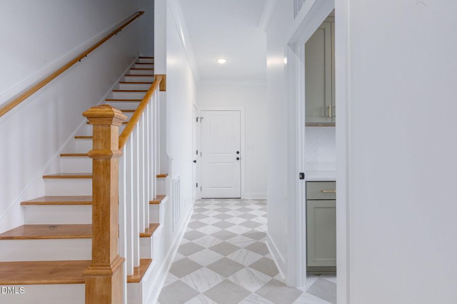 52-web-or-mls-Roombiance52