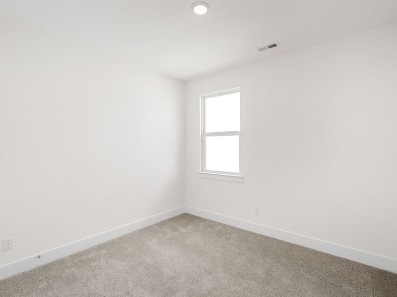 Representative unfurnished interior of a home built from the The Cottonwood E by Davidson Homes LLC in Woods Crossing, Gallatin (Image 31).