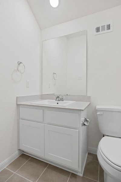 Furnished interior view inside a new home in Trinity Ranch, Elgin (Image 7).