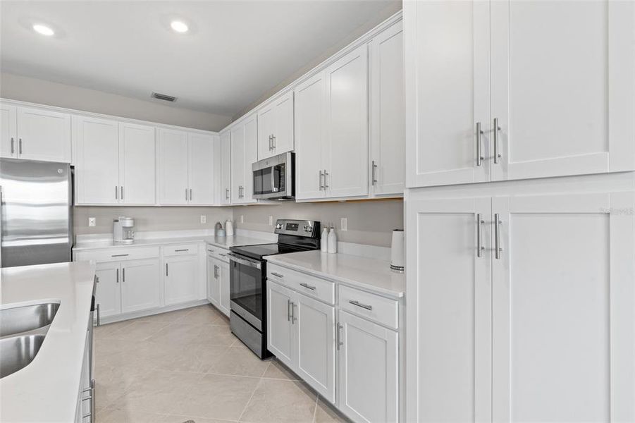Furnished interior view inside a new home in , Punta Gorda (Image 9).