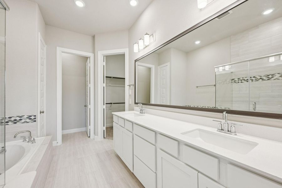 Furnished interior view inside a new home in Kemah Crossing - Luxe Series, Kemah (Image 9).