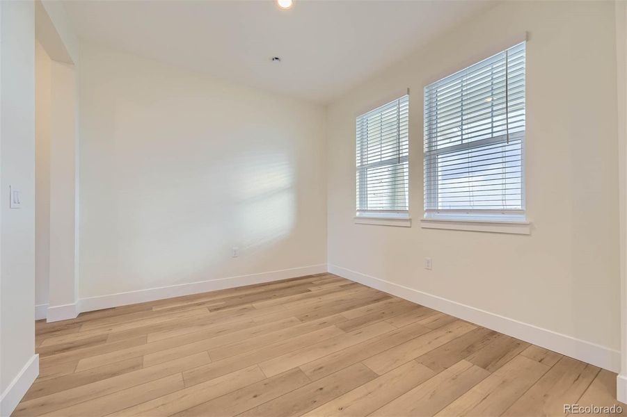 Spacious, unfurnished interior of a new home in , Elizabeth (Image 16).