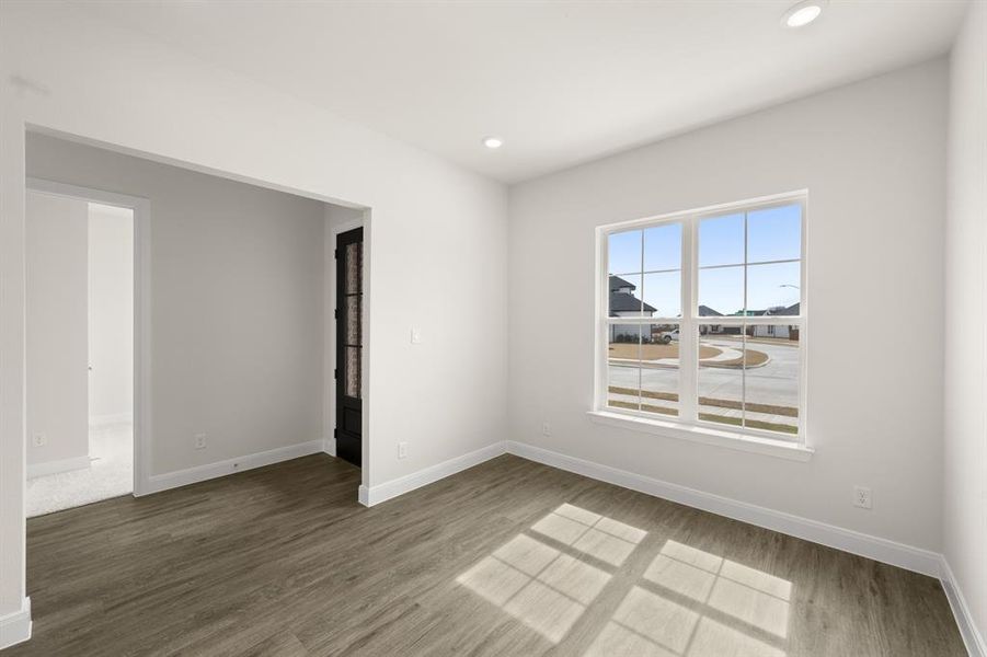 633 Bunchberry- Flex Space-1