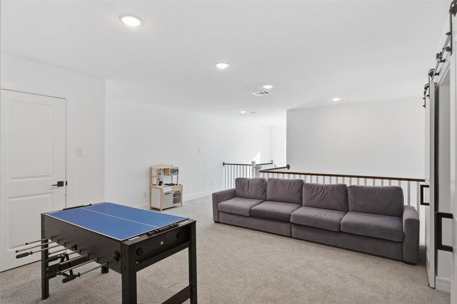 Furnished interior view inside a new home in Monterra, Fate (Image 9).