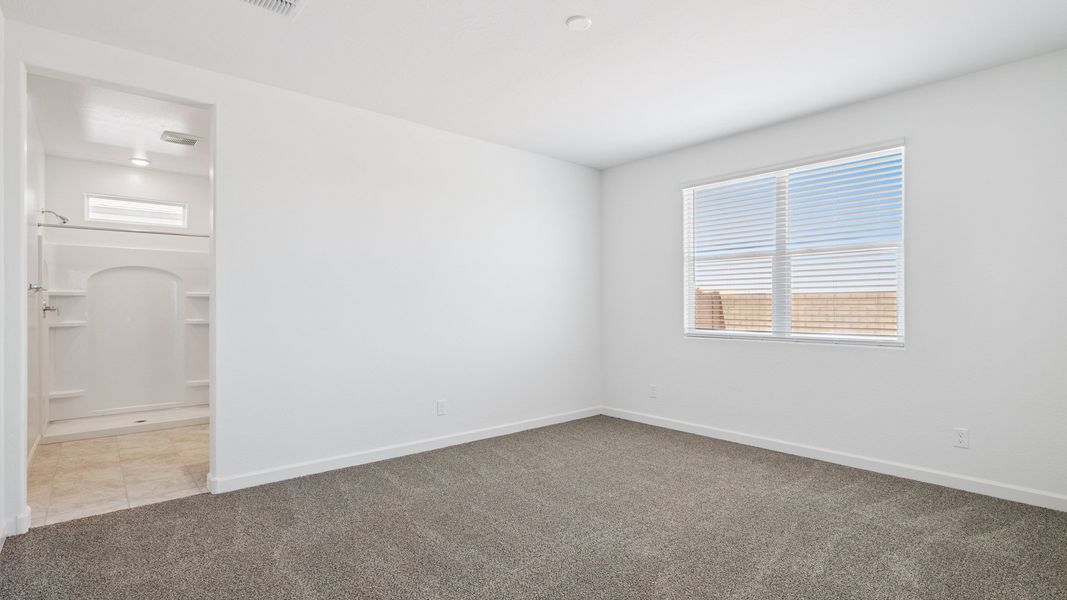 Spacious, unfurnished interior of a new home in Quail Ranch, San Tan Valley (Image 27). Spacious, unfurnished interior of a new home in Quail Ranch, San Tan Valley (Image 27).