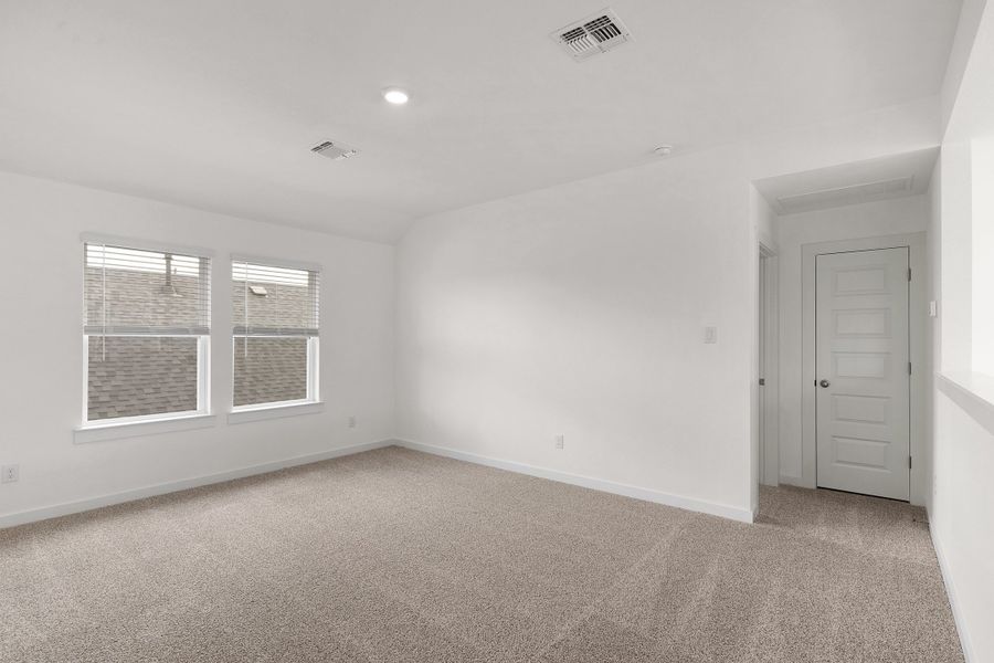 Spacious, unfurnished interior of a new home in Nolina, Georgetown (Image 92).