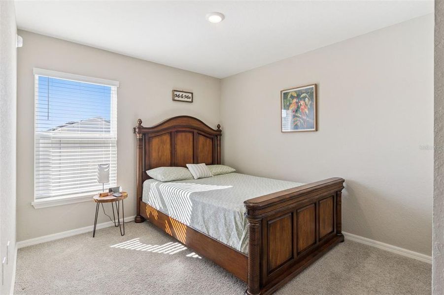 Furnished interior view inside a new home in Bradbury Creek, Haines City (Image 20).
