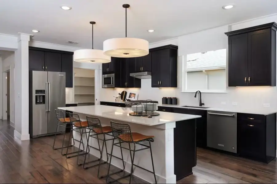 MODEL HOME images may NOT be consistent with the finished product.