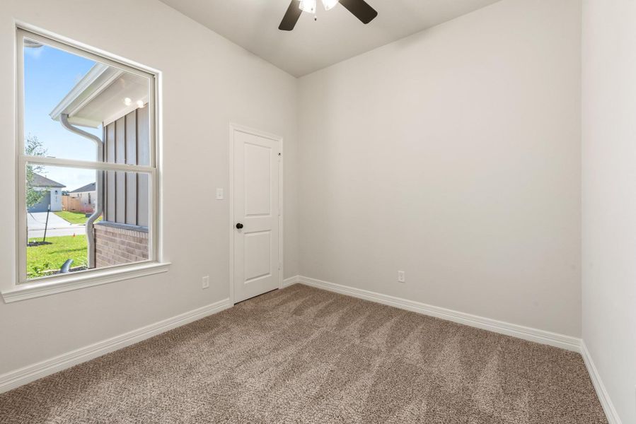 Spacious, unfurnished interior of a new home in , Bryan (Image 22).