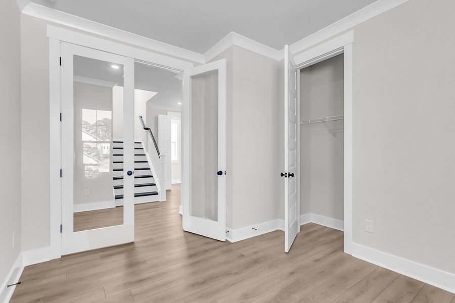 Spacious, unfurnished interior of a new home in Pineland Preserve, Summerville (Image 35). Spacious, unfurnished interior of a new home in Pineland Preserve, Summerville (Image 35).