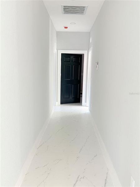 Spacious, unfurnished interior of a new home in , St. Petersburg (Image 22).
