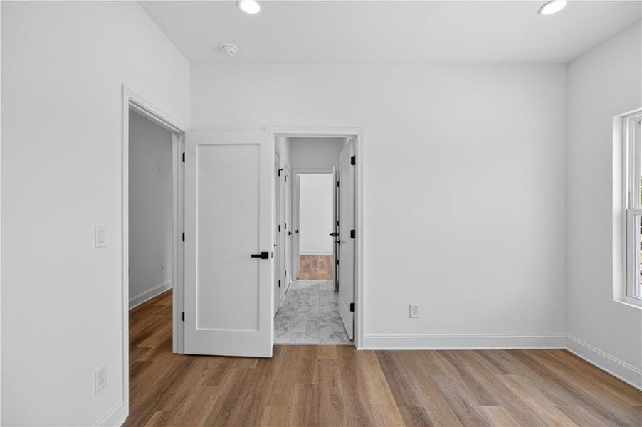 Spacious, unfurnished interior of a new home in , Douglasville (Image 30).