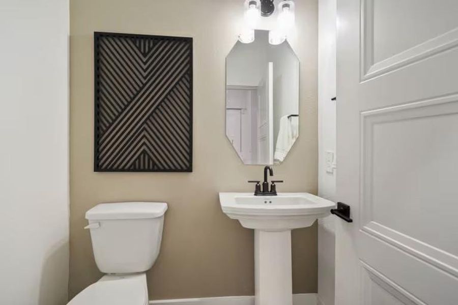 MODEL HOME images may NOT be consistent with the finished product.