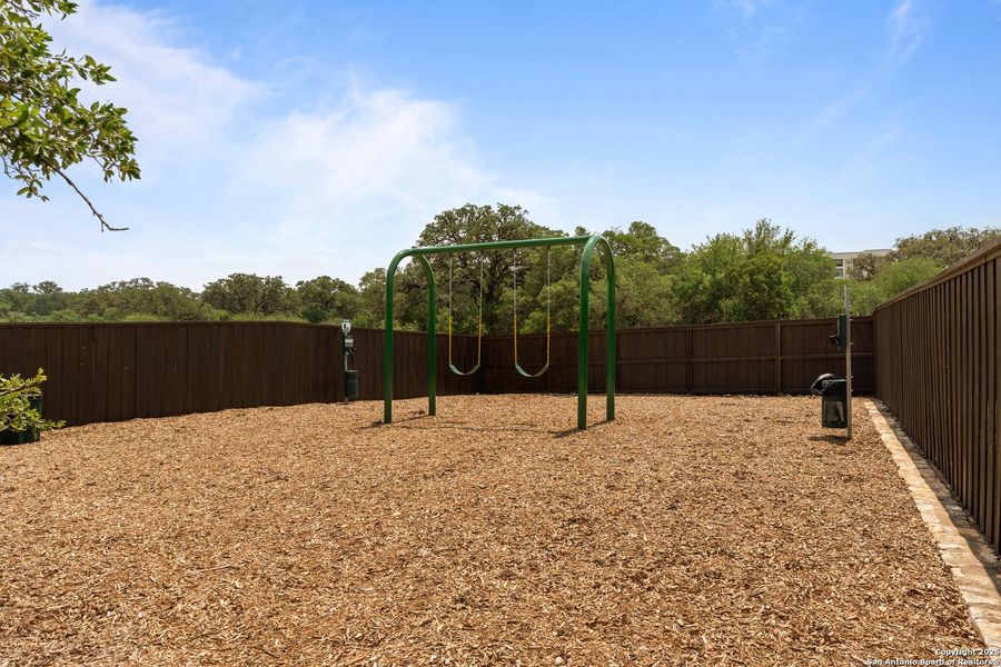 Community amenities in Centero at Stone Oak, San Antonio (Image 21). Community amenities in Centero at Stone Oak, San Antonio (Image 21).