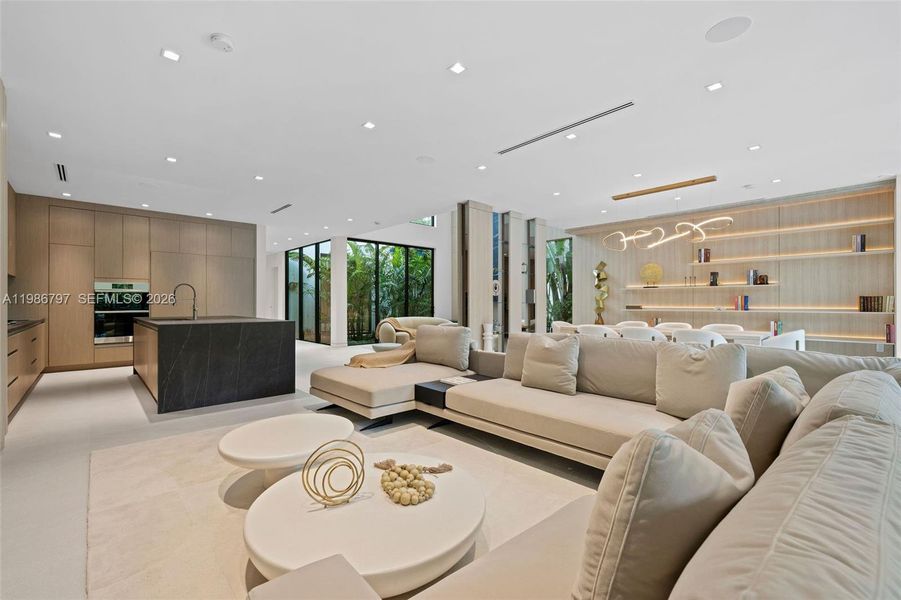 Image 41 of a home in .