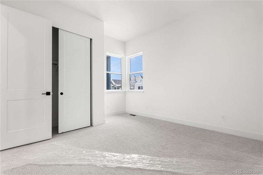 Image 34 of a home in Reflection at Solstice.