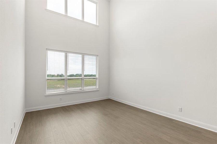 Spacious, unfurnished interior of a new home in Ridgeline Towns, McKinney (Image 22). Spacious, unfurnished interior of a new home in Ridgeline Towns, McKinney (Image 22).
