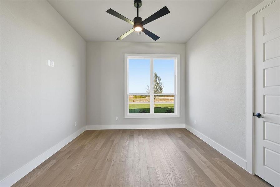 Spacious, unfurnished interior of a new home in Aledo Heights - Aledo ISD, Aledo (Image 31). Spacious, unfurnished interior of a new home in Aledo Heights - Aledo ISD, Aledo (Image 31).