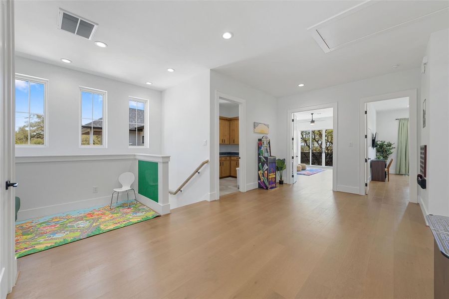 Image 40 of a home in .